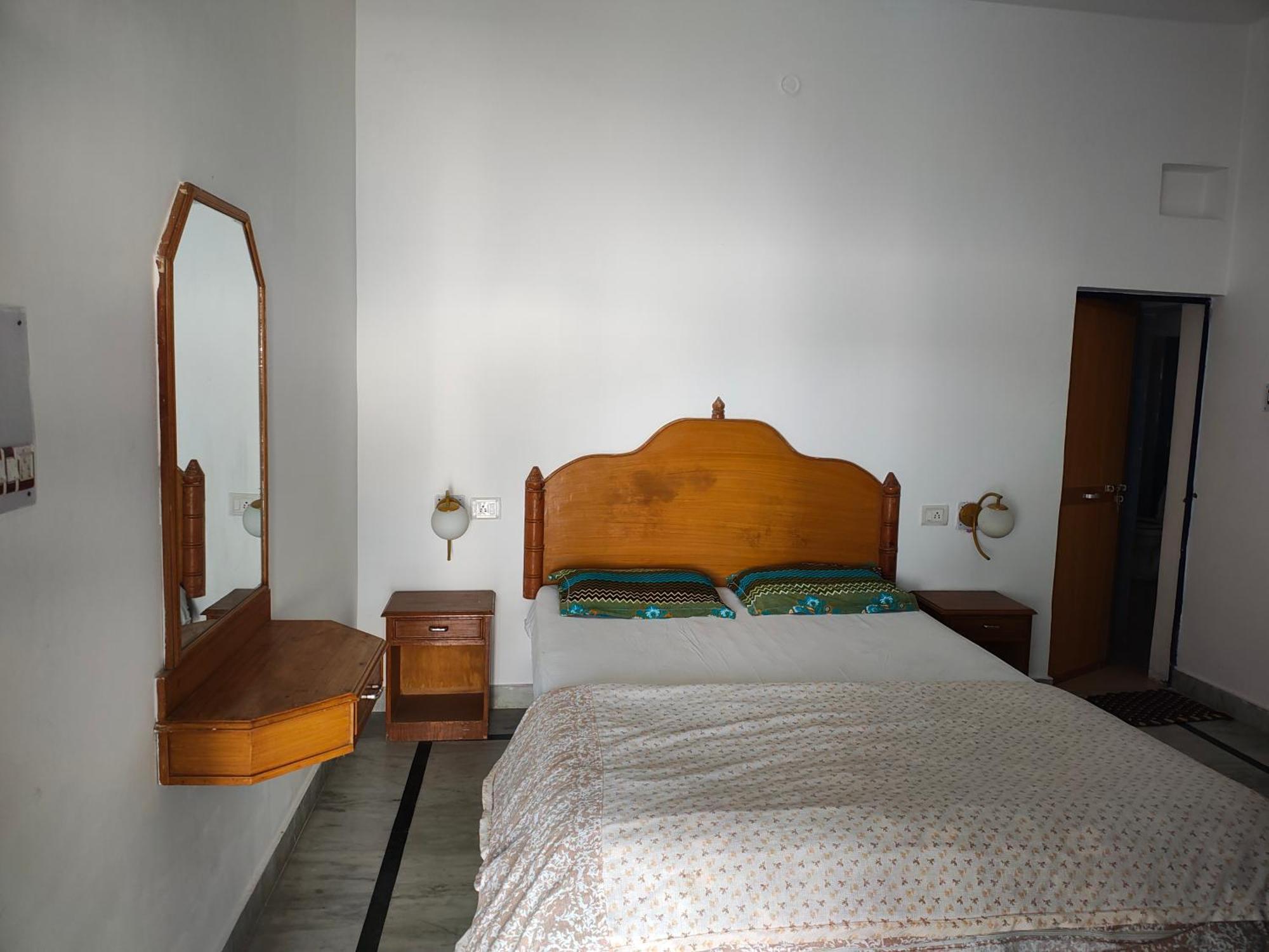 Prem Home Stay Khajuraho Ngoại thất bức ảnh