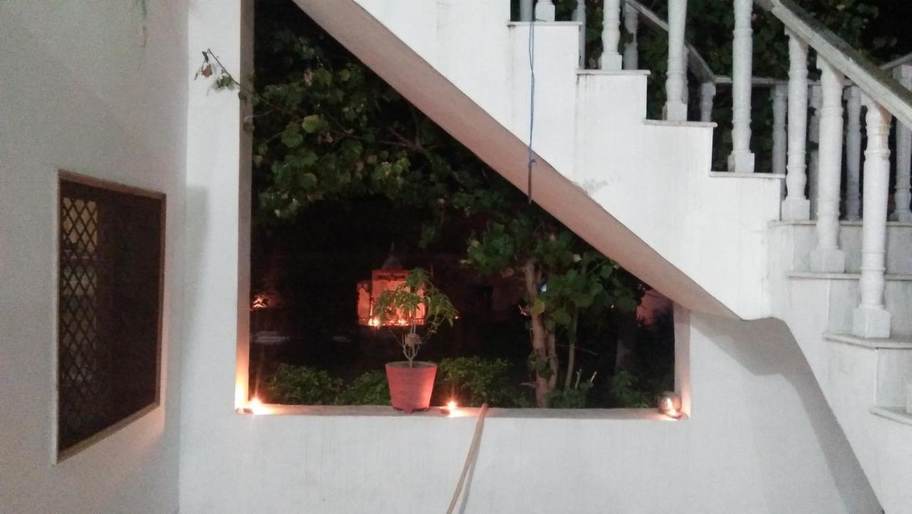 Prem Home Stay Khajuraho Ngoại thất bức ảnh